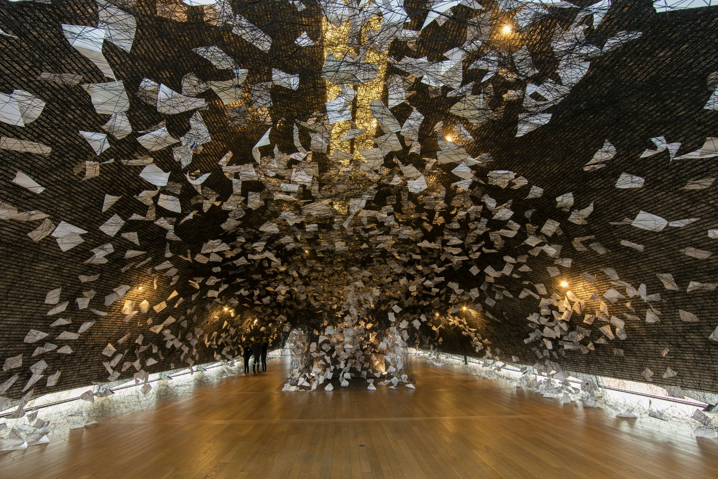 CHIHARU SHIOTA–塩田千春